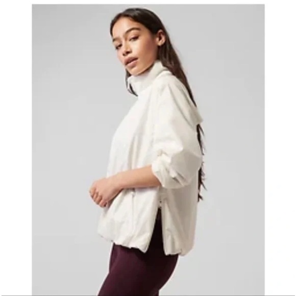 Athleta Sightseer Lace Jacket in Magnolia White (XXS) - EUC worn once! - Picture 3 of 14